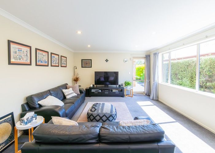  at 39A Winters Road, Redwood, Christchurch