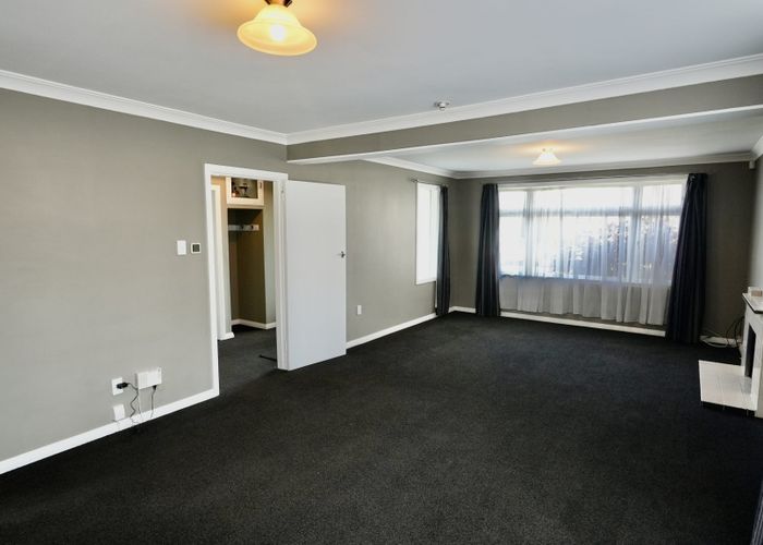  at 11 Belvedere Crescent, Takaro, Palmerston North