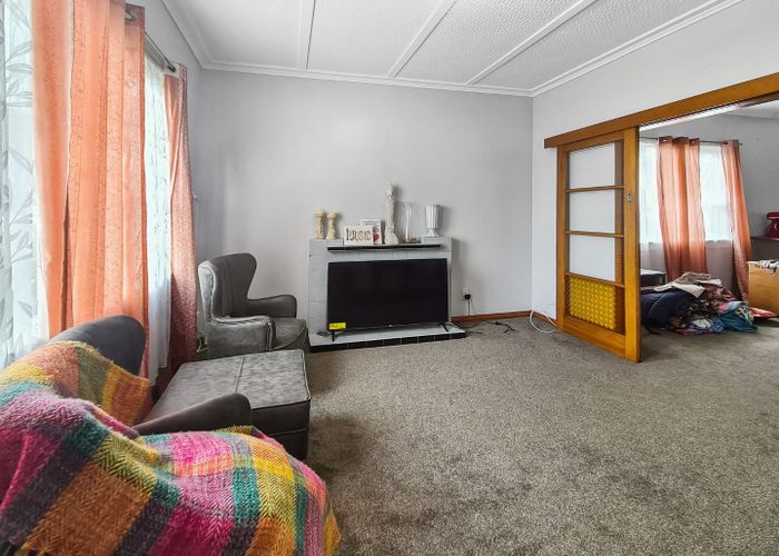  at 192 Tasman Street, Opunake
