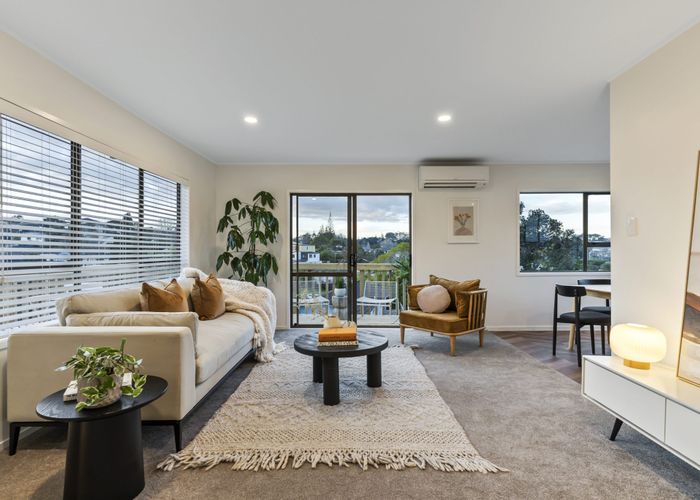  at 39 Cockayne Crescent, Sunnynook, Auckland