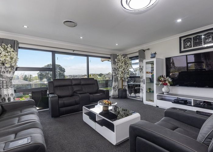  at 17 Tania Place, Blockhouse Bay, Auckland City, Auckland