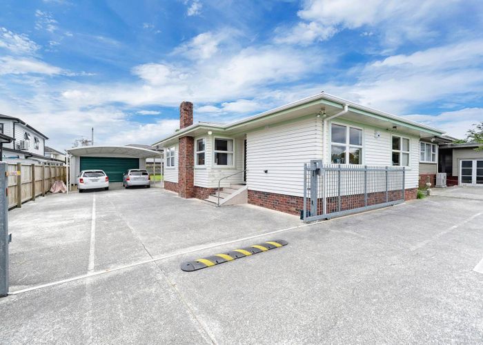  at 5 Swaffield Road, Papatoetoe, Manukau City, Auckland