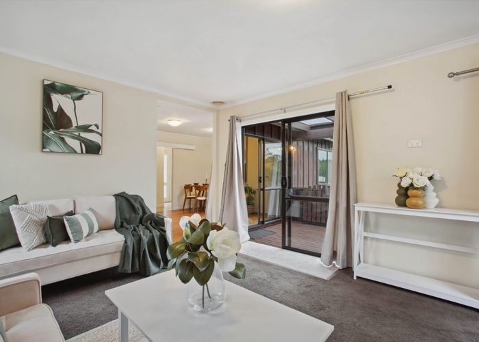  at 82 Glen Road, Ranui, Waitakere City, Auckland
