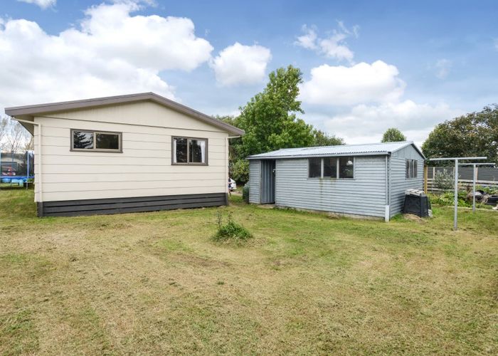  at 12 Lake Street, Takapau, Takapau
