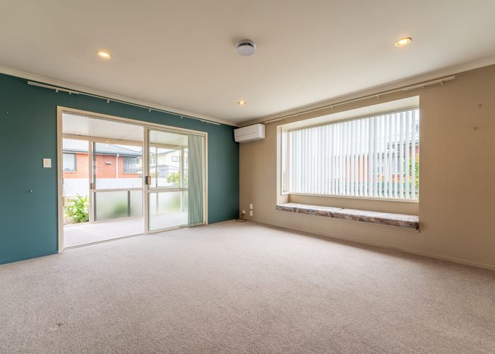  at 2/125 North Street, Seaview, Timaru