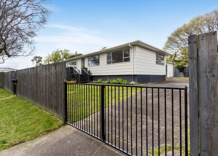  at 14 Chantal Place, Red Hill, Papakura, Auckland