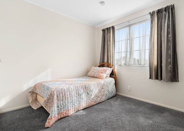  at 19 Ballymore Drive, Pinehill, Auckland