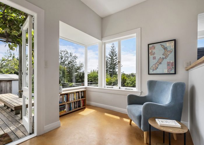  at 12 Glade Lane, Birkenhead, North Shore City, Auckland