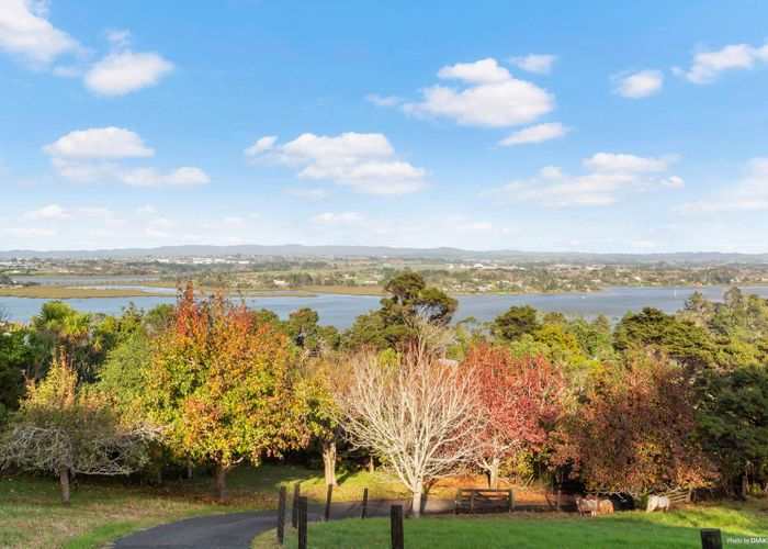  at 55 Attwood Road, Paremoremo, Auckland