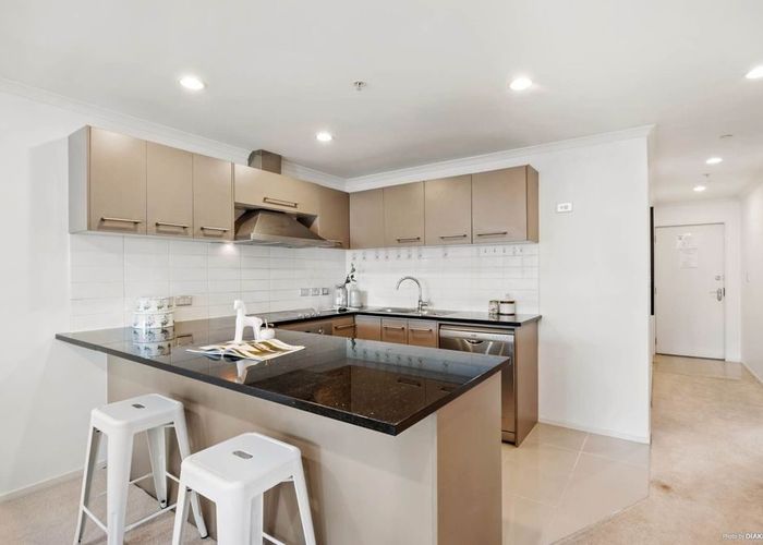  at 701/26 Remuera Road, Newmarket, Auckland