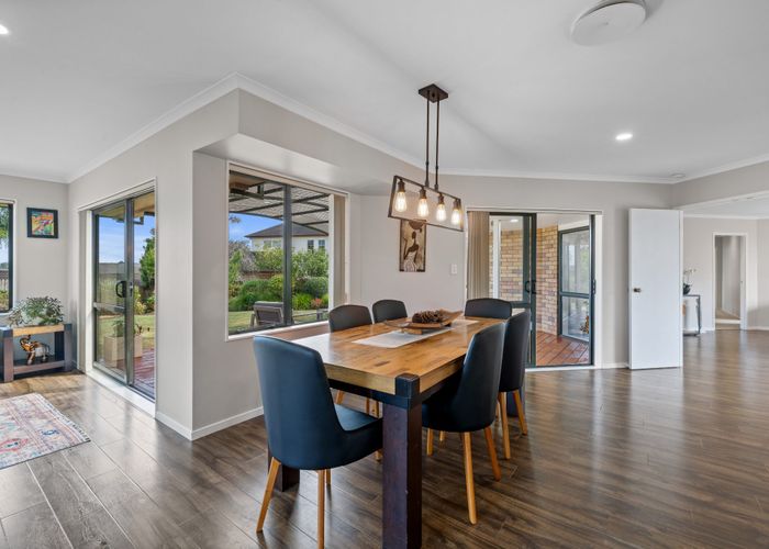  at 274 Hill Road, The Gardens, Manukau City, Auckland