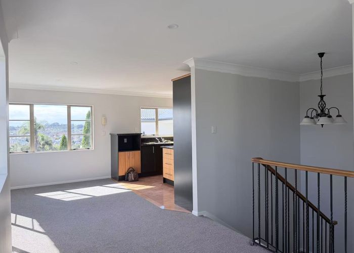  at 9 Maidstone Place, Pinehill, North Shore City, Auckland