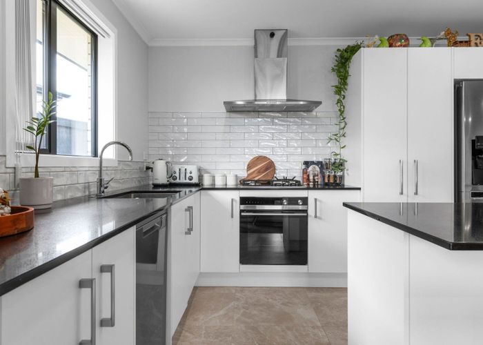  at 32 Oralee Terrace, Peacocke, Hamilton, Waikato