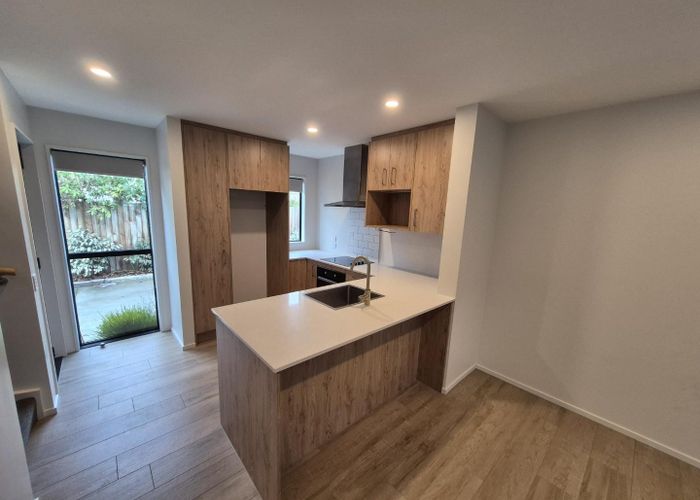  at 2/102 Strickland Street, Sydenham, Christchurch City, Canterbury