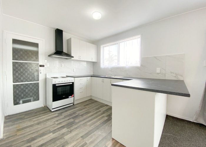  at 2/1 Hill Road, Papatoetoe, Manukau City, Auckland