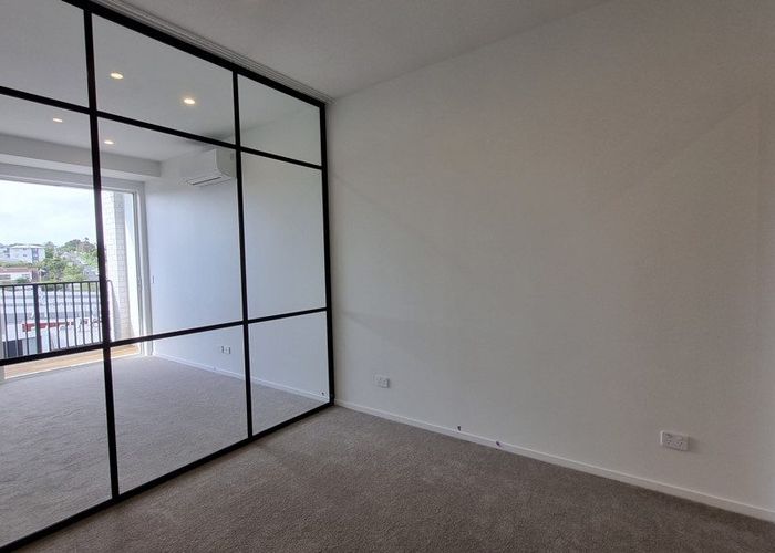  at 402/1817A Great North Road, Avondale, Auckland City, Auckland