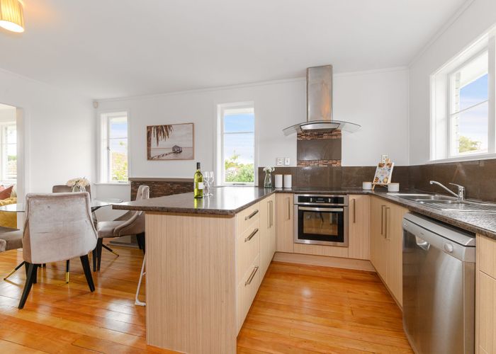  at 194 Penrose Road, Mount Wellington, Auckland