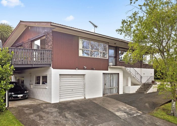  at 2 Hartles Place, Mellons Bay, Auckland