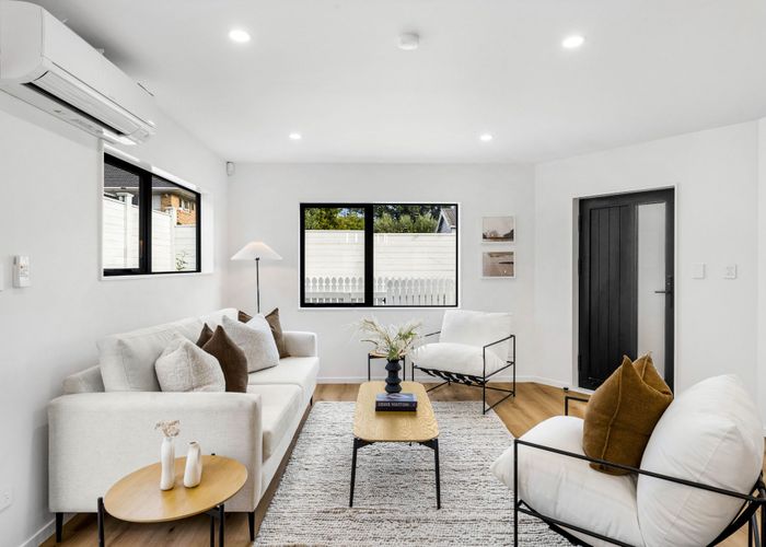  at 4/53 Woodward Road, Mount Albert, Auckland City, Auckland