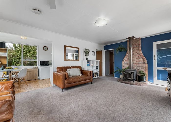  at 8 Dingadee Street, Welcome Bay, Tauranga, Bay Of Plenty