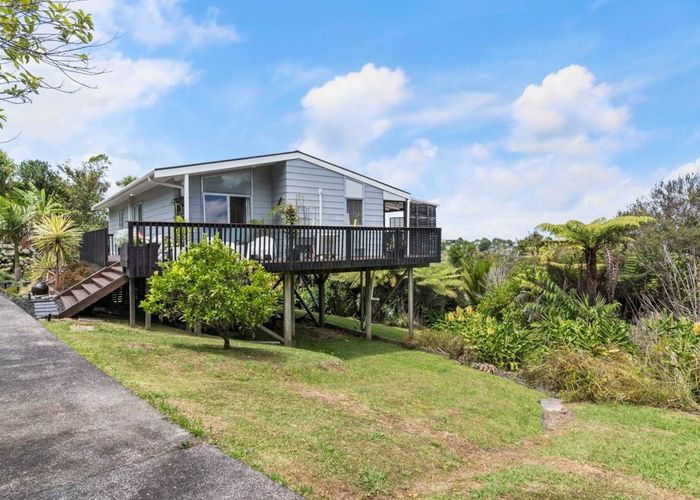  at 2 Captains Close, Torbay, Auckland