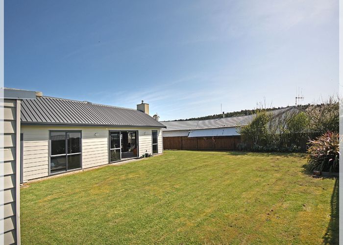  at 4 Low Avenue, Foxton Beach, Foxton
