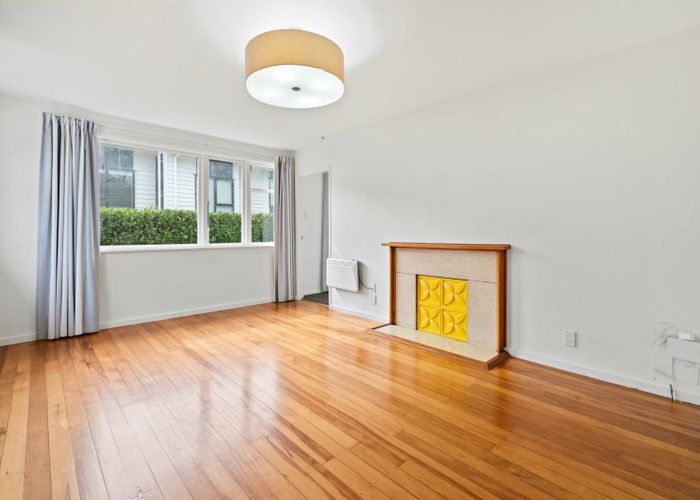  at 50 Waddell Avenue, Point England, Auckland City, Auckland