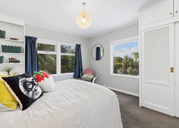  at 3 Puketiro Avenue, Northland, Wellington, Wellington