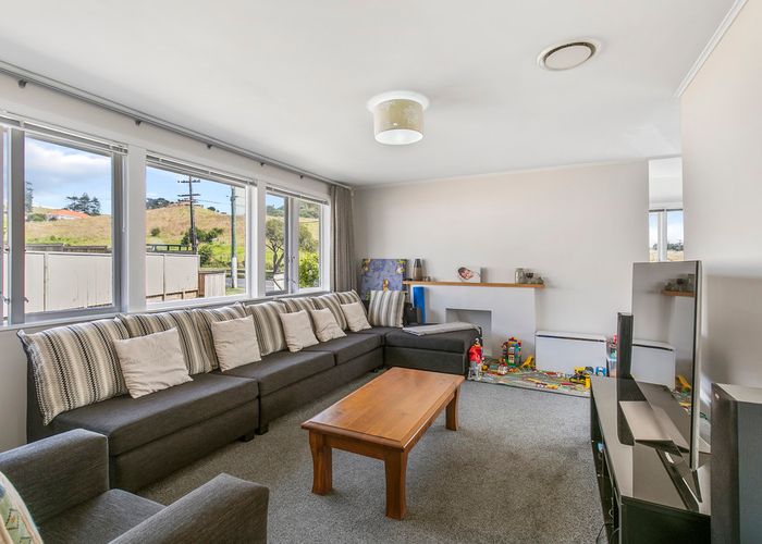  at 7 Mountain Road, Mangere Bridge, Auckland