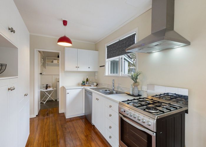  at 117 Fairfield Road, Fairfield, Hamilton