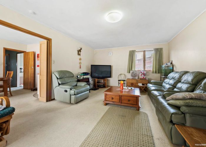  at 172 Methuen Road, New Windsor, Auckland