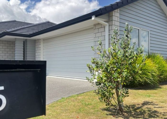  at 5 Waghorn Street, Pyes Pa, Tauranga