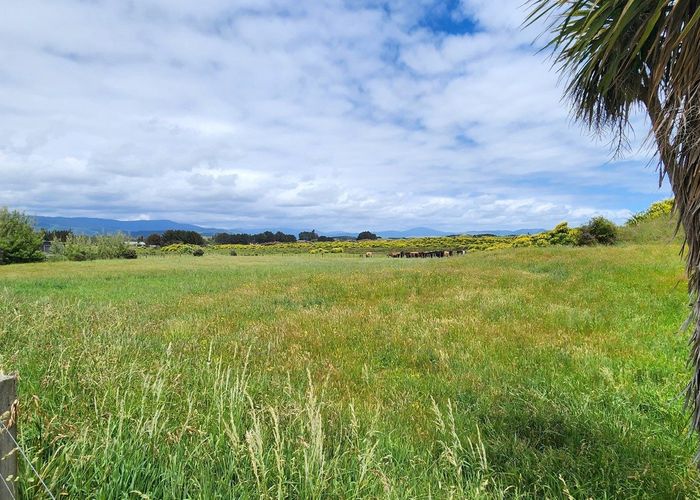 For sale 30 Strathnaver Drive, Waikawa Beach, Horowhenua, Manawatu