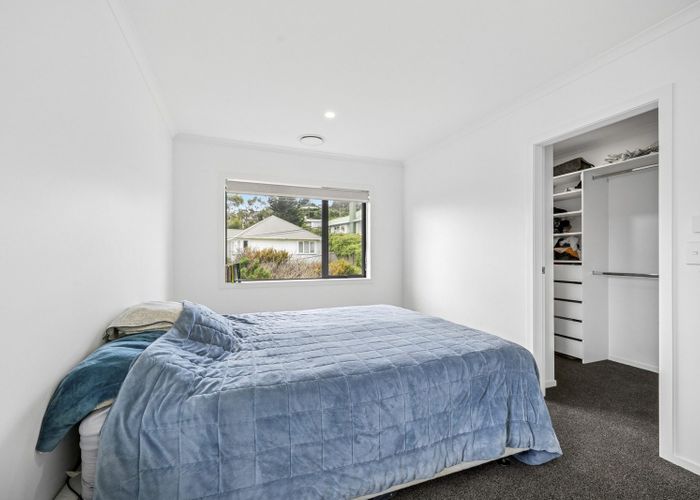  at 18A Lyndfield Lane, Newlands, Wellington, Wellington