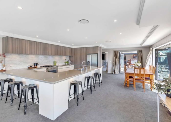  at 27 Foresters Crescent, Parklands, Christchurch City, Canterbury