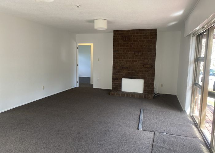  at 1/25 Lincoln Road, Henderson, Auckland