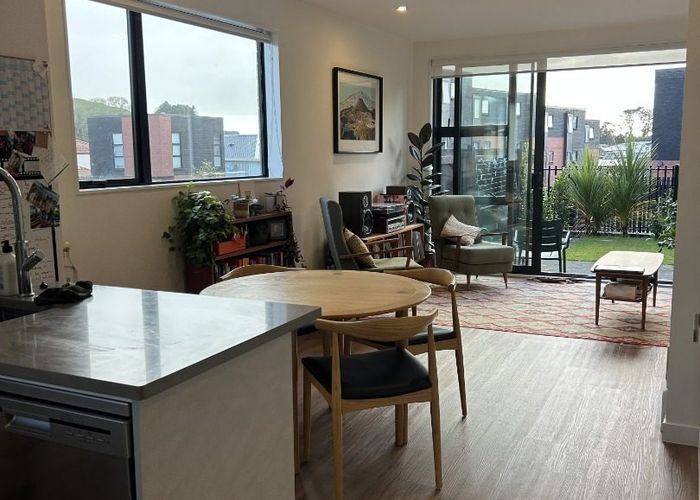  at 9E Playfair Road, Mount Roskill, Auckland City, Auckland