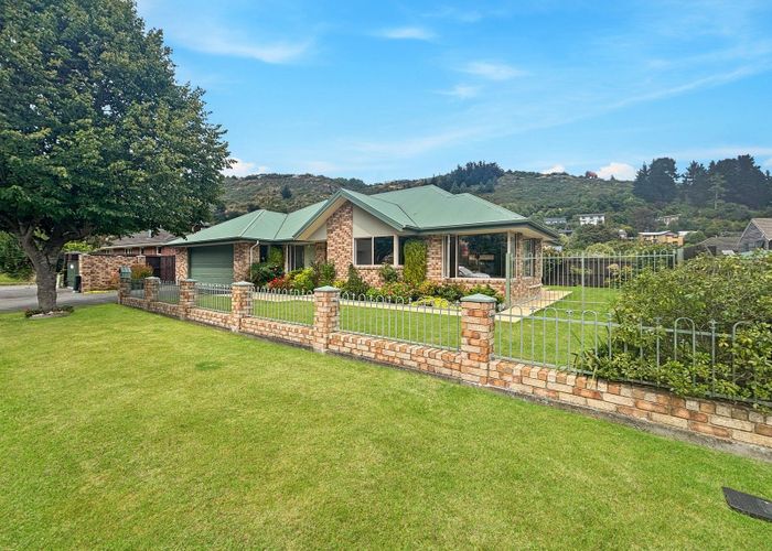  at 40a Bowenvale Avenue, Cashmere, Christchurch City, Canterbury