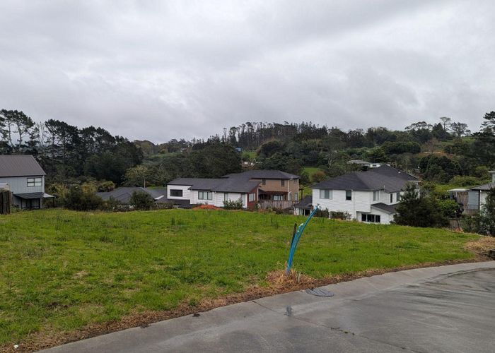  at 6 Hundalee Lane, Massey, Waitakere City, Auckland