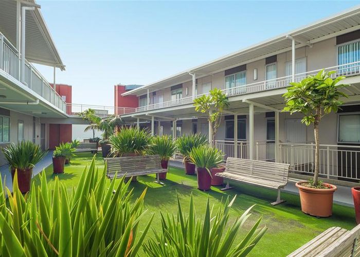  at 303/332 Maunganui Road, Mount Maunganui