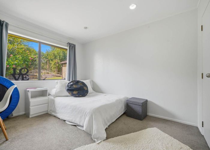  at 21 Palliser Lane, Browns Bay, North Shore City, Auckland