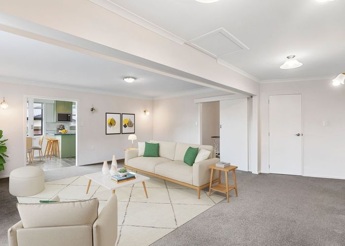  at 120 Gossamer Drive, Pakuranga Heights, Manukau City, Auckland