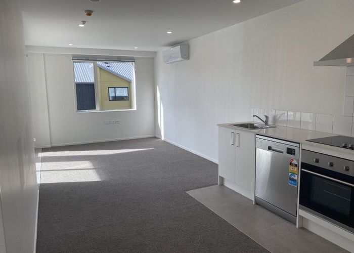  at 104/28A Eileen Newey Place, Henderson, Waitakere City, Auckland