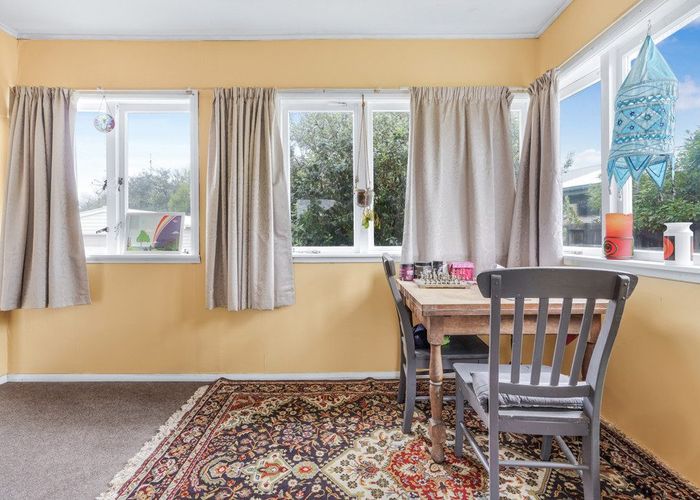  at 407 Peachgrove Road, Fairfield, Hamilton