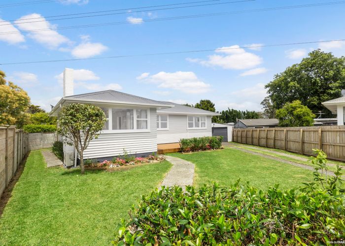  at 14 Burnsall Place, Avondale, Auckland
