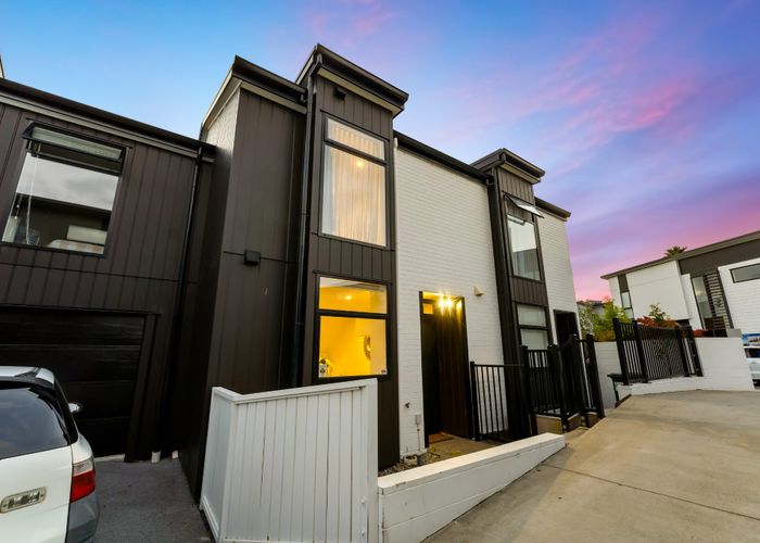  at 7B Reg Pearce Way, Glen Innes, Auckland
