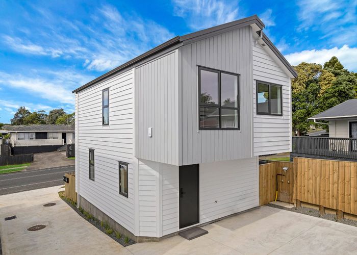  at 42e Burbank Avenue, Manurewa, Manukau City, Auckland