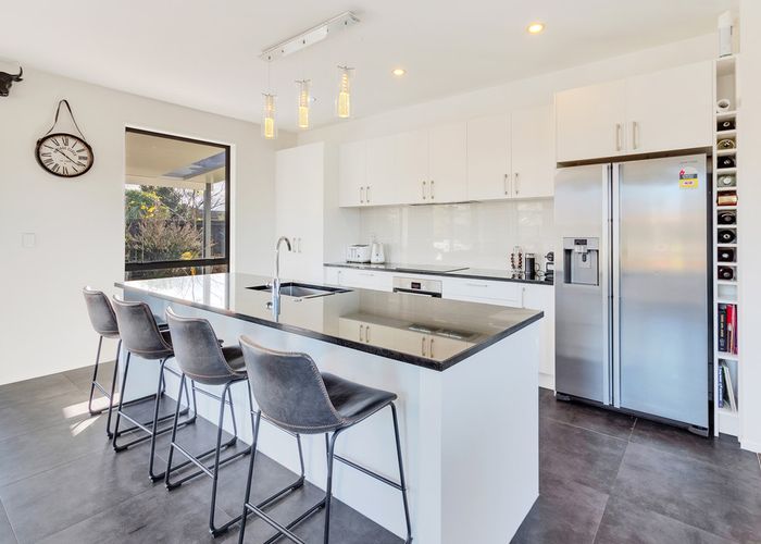  at 12 Drumkeen Place, Rosehill, Papakura