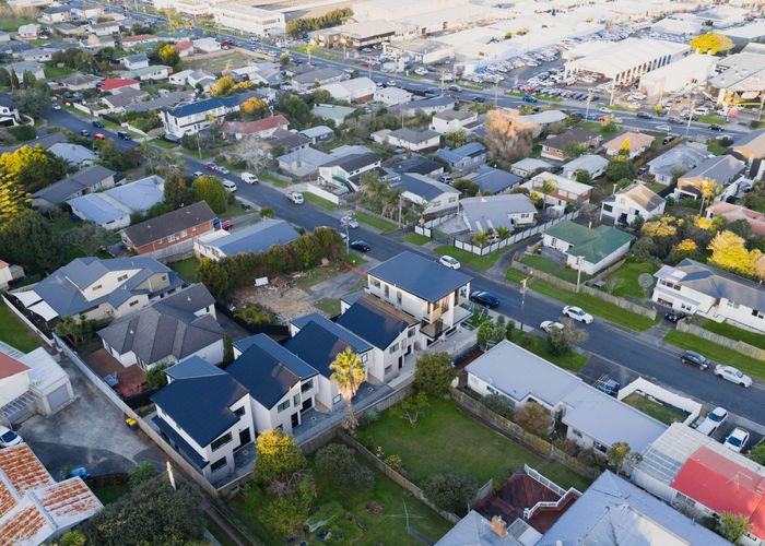  at 4C Bruce Road, Glenfield, North Shore City, Auckland