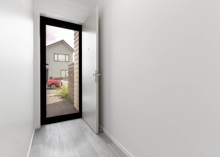  at 29 Kestrel Place, Wai o Taiki Bay, Auckland